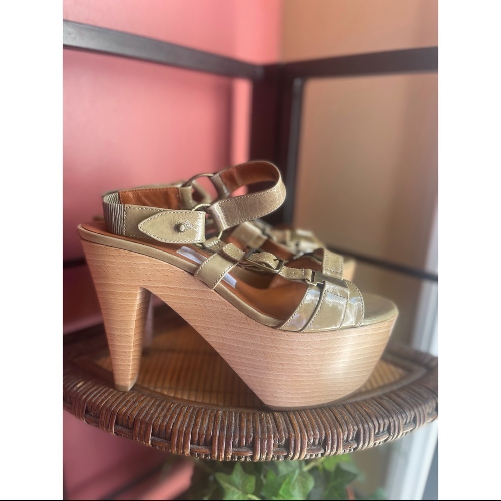 VINTAGE 2008 LANVIN wooden platform sandals sz38